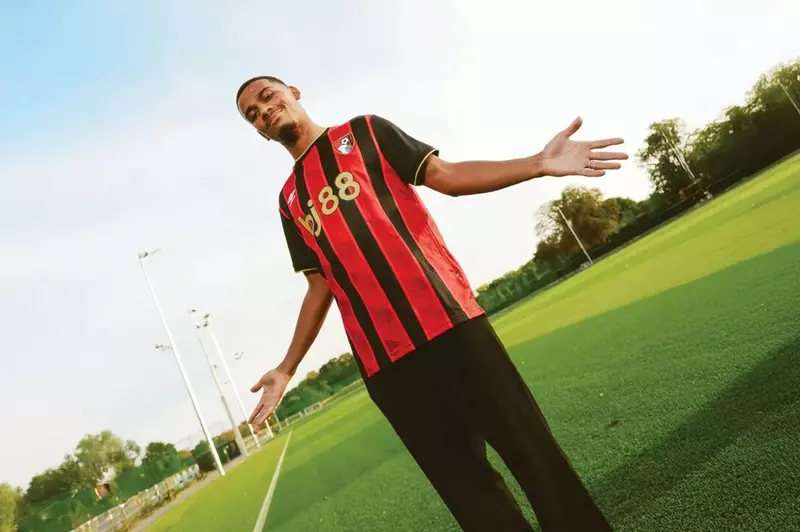 أمين عدلي ينضم إلى بورنموث